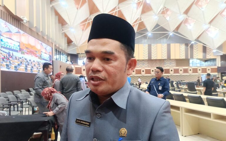 Peternakan Lokal Melemah, Hasanuddin Usul Terobosan Pakan dari Limbah Sawit