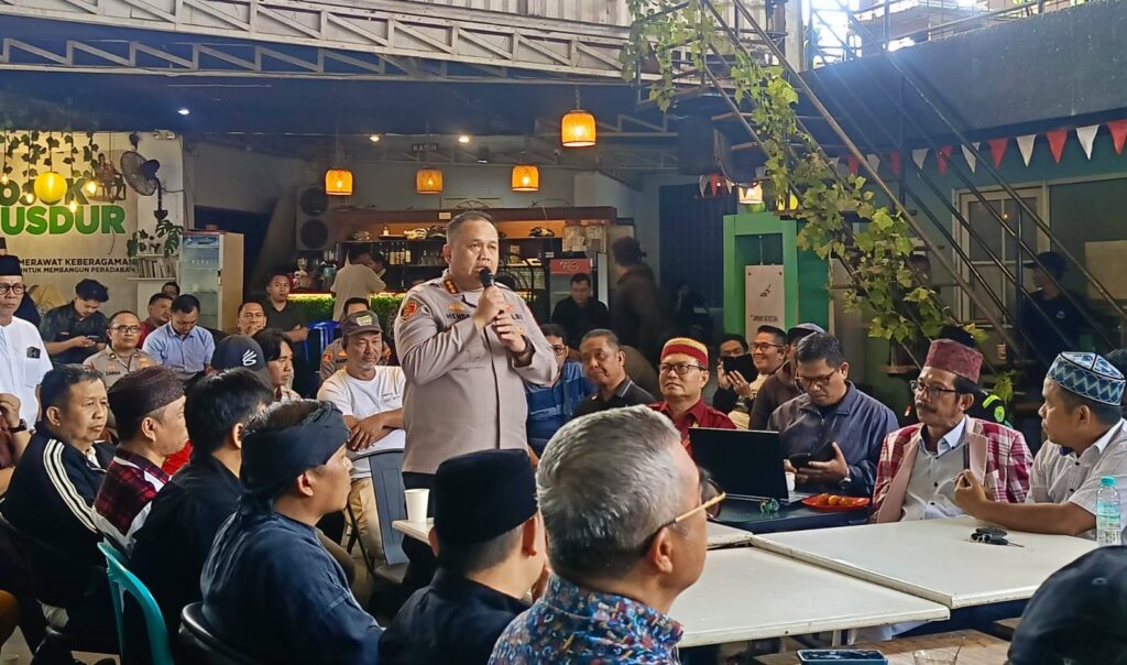 1.100 Personel Gabungan Disiagakan Kawal Aksi 1 September di DPRD Kaltim
            
            Telah dibaca : 1.511 Kali.
