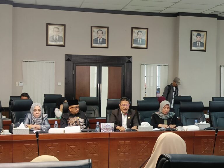 DPRD Kaltim Setuju Pembukaan Prodi Kedokteran Hewan Unmul