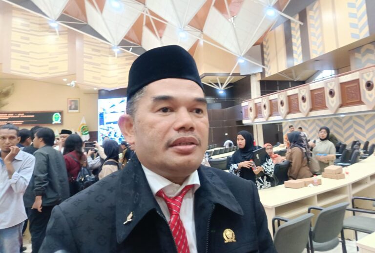 Ketua DPRD Kaltim Usul Sewa Helikopter Atasi Krisis Pangan di Mahulu