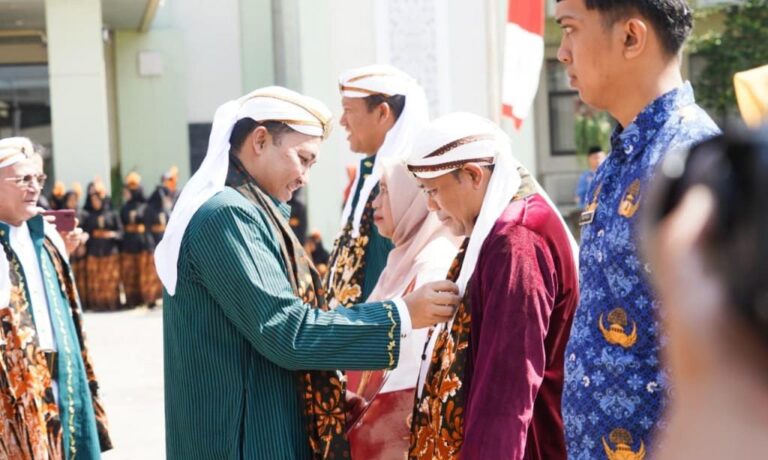 Satyalancana Warnai Hari Jadi ke-1096, Pasuruan Rayakan Pengabdian dengan Kebanggaan