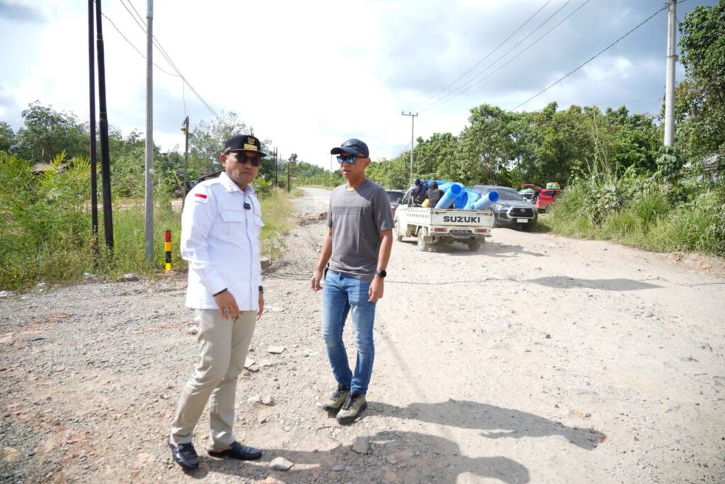 Pembangunan Jalan di Kutai Barat Mulai Dikebut, Pagu APBN Capai Rp225 Miliar
            
            Telah dibaca : 2.162 Kali.