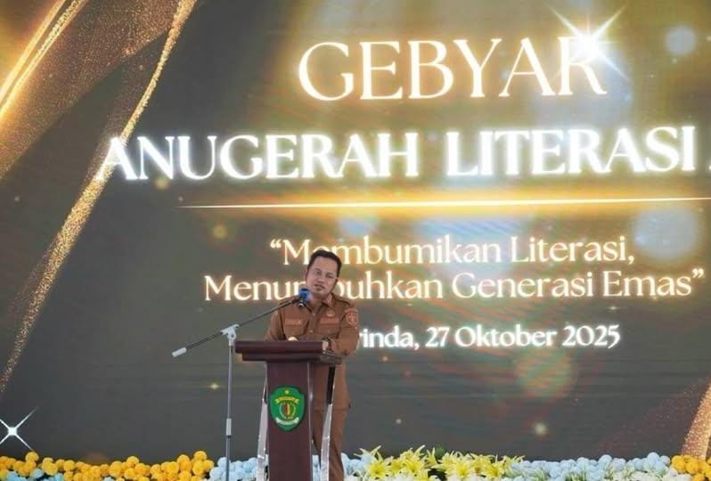 Gubernur Kaltim Ajak Masyarakat Jadikan Literasi sebagai Gaya Hidup
            
            Telah dibaca : 1.533 Kali.