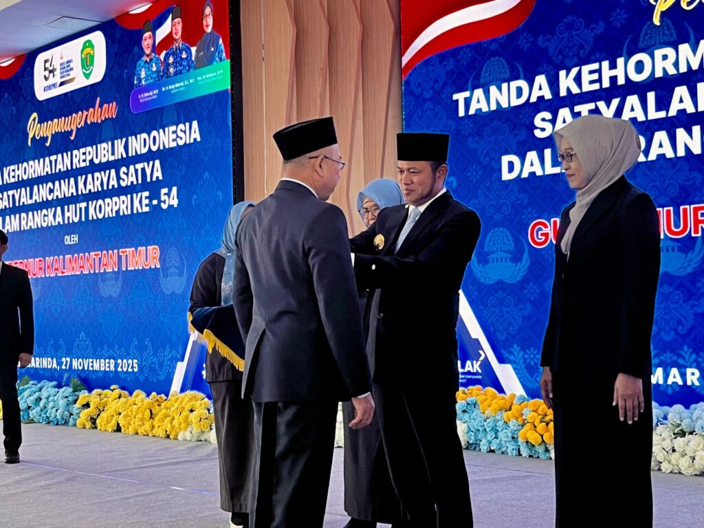 322 ASN Kaltim Terima Satyalencana, Rudy Mas’ud: Pengabdian Panjang yang Harus Jadi Teladan
Telah dibaca : 889 Kali.