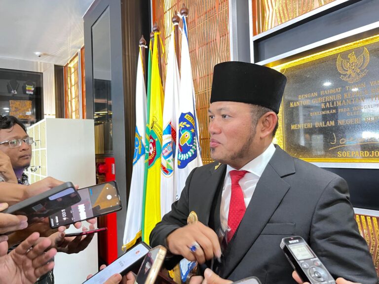 Rudy Mas’ud Menegaskan Seluruh Bantuan Finansial untuk Guru Dipastikan Tersalurkan Tanpa Perantara