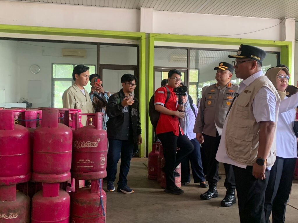 Saefuddin Pastikan Stok LPG 3 Kg Aman, Pengawasan Pengisian Diperketat
Telah dibaca : 1.089 Kali.