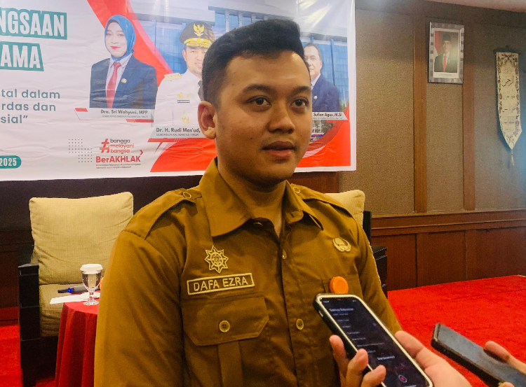 Diskominfo Kaltim Perkuat Literasi Digital untuk Cegah Hoaks di Kalangan Pelajar dan Mahasiswa
Telah dibaca : 1.075 Kali.