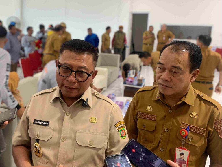 BPBD Samarinda Perkuat Kesiapsiagaan Bencana Lewat Bantuan Peralatan Katana