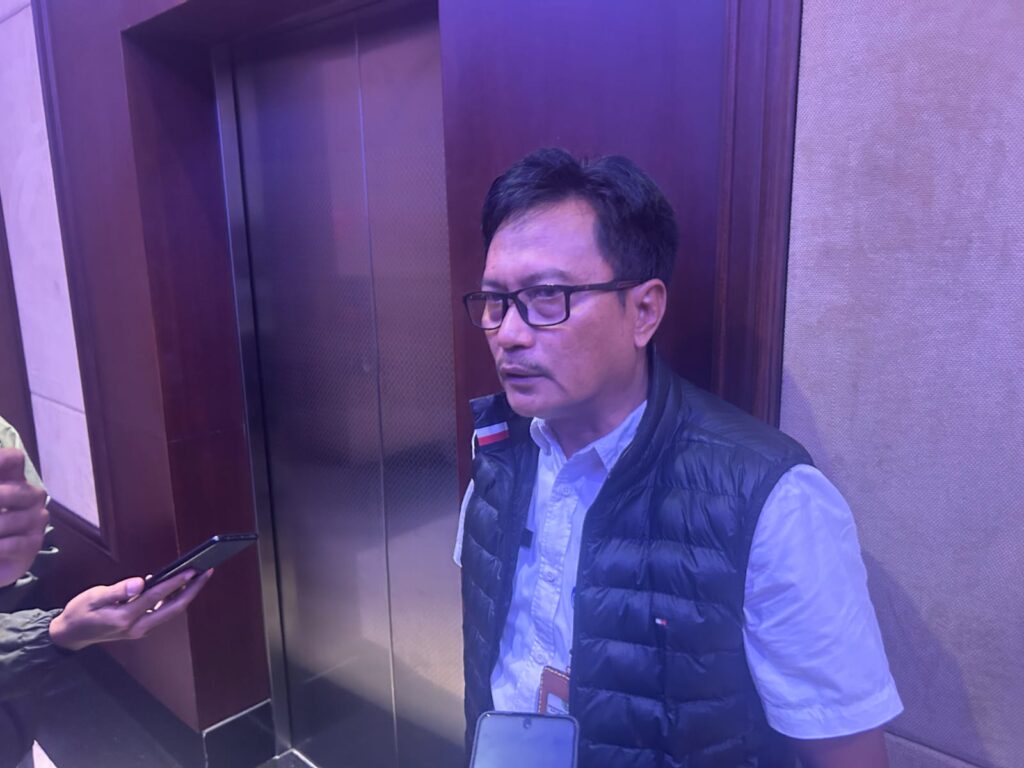 Pemprov Kaltim Izinkan Tongkang Melintas di Sungai Mahakam dengan Pengawalan Eskort
Telah dibaca : 1.113 Kali.