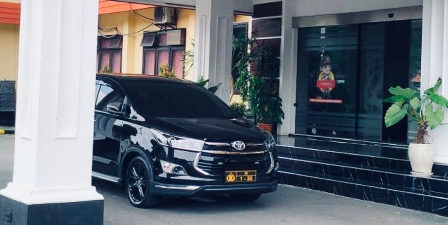 Polres Pasuruan Tegaskan Pelat Nomor Dinas Kapolres Sudah Sesuai Aturan Terbaru
Telah dibaca : 897 Kali.