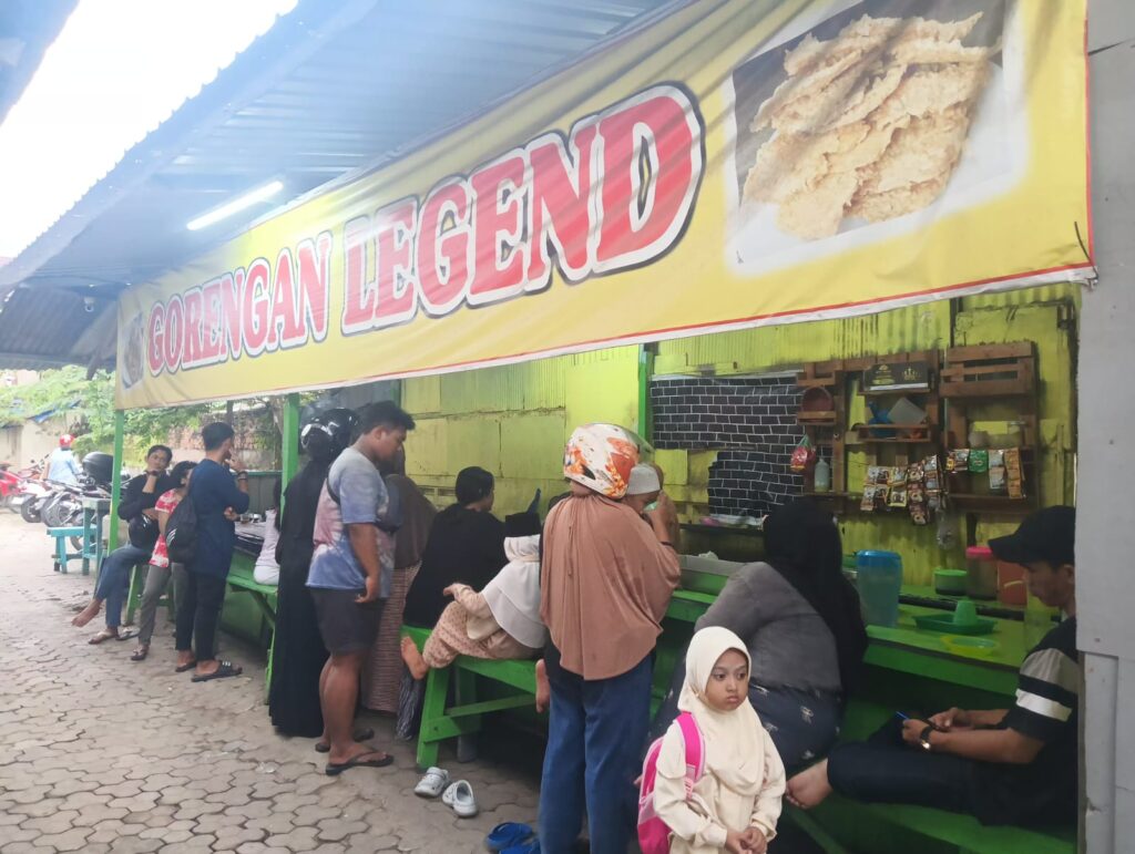 Puasa Nisfu Syaban, Gorengan Legend Wisma Citra Diserbu Warga
Telah dibaca : 882 Kali.