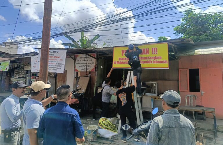 Usai Menang PK PM Noor, Kubu Heryono Bersihkan Spanduk Ilegal dan Desak Pengosongan