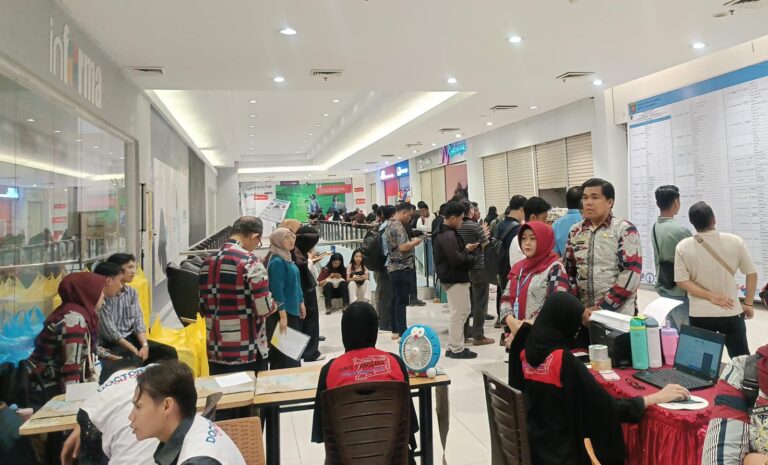 1.900 Pencari Kerja Serbu Mahakam Job Fair, Hanya 764 Lowongan Tersedia