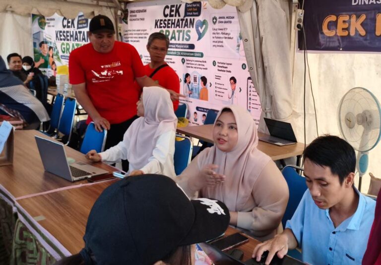 Festival Merah Putih Kaltim Sediakan CKG, Warga Untuk Periksa Kesehatan Dasar