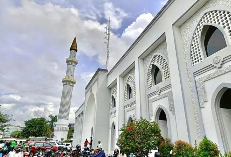 Bolehkah Mengambil Air dari Masjid Saat Kemarau? Ini Ketentuannya