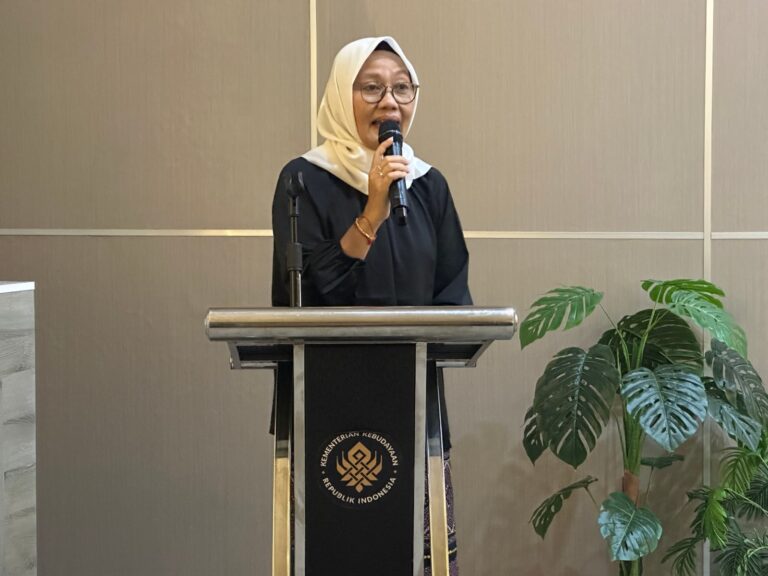 Fashion Berbasis Wastra Didorong Jadi Sumber Ekonomi Budaya di Kaltim