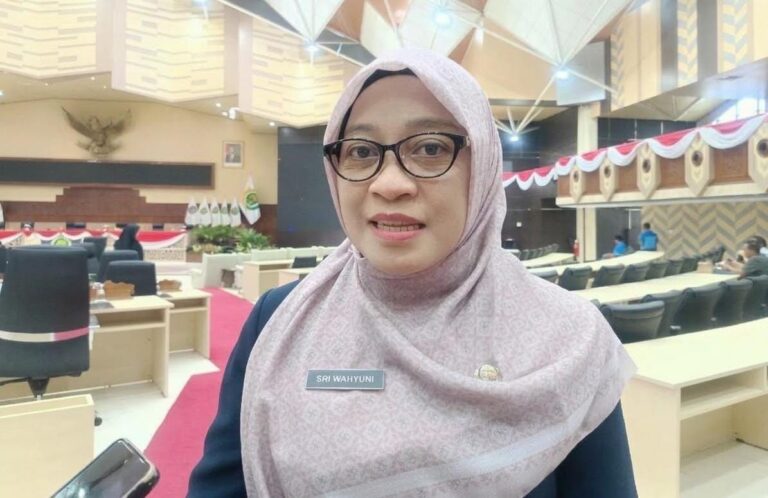 36 Pekerjaan 2025 Lewati Tahun Anggaran, Sekda Kaltim Pastikan Pembayaran Sesuai Progres