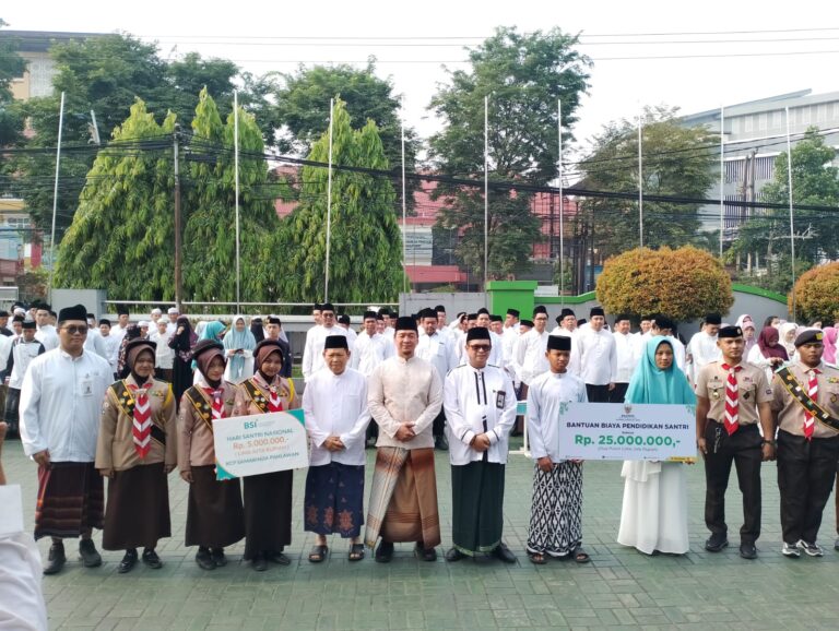 Hari Santri di Kaltim, 40 Santri Kurang Mampu Terima Santunan